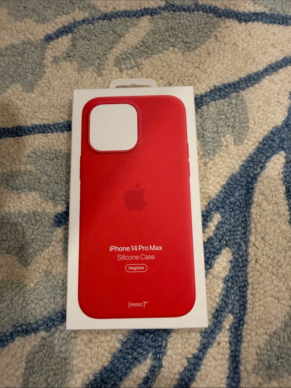 Apple Silicone iPhone 14 Pro Max Case - Red